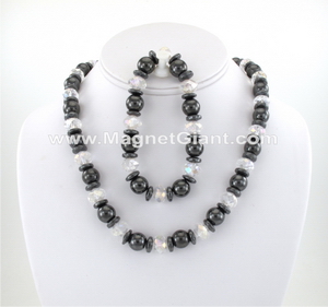 beaded-necklace