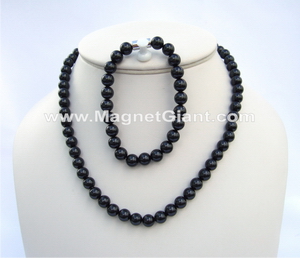 pearl necklace
