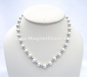 pearl necklace