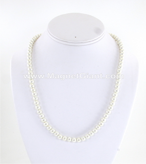 pearl necklace